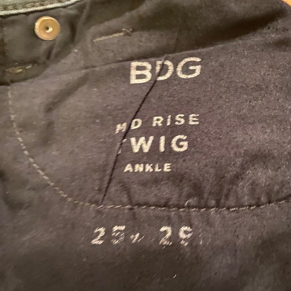 BDG Midrise Twig Long Ankle Zip Skinny Jeans - Picture 6 of 7